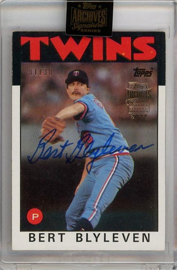 Mint Topps Archives Signature Series Retired Bert