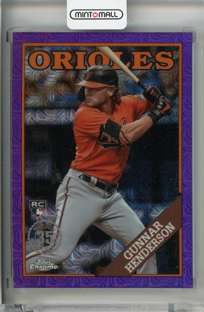 PSA8 2023 TOPPS ラーズ・ヌートバーPURPLE 02/25シリひなちまトレカ